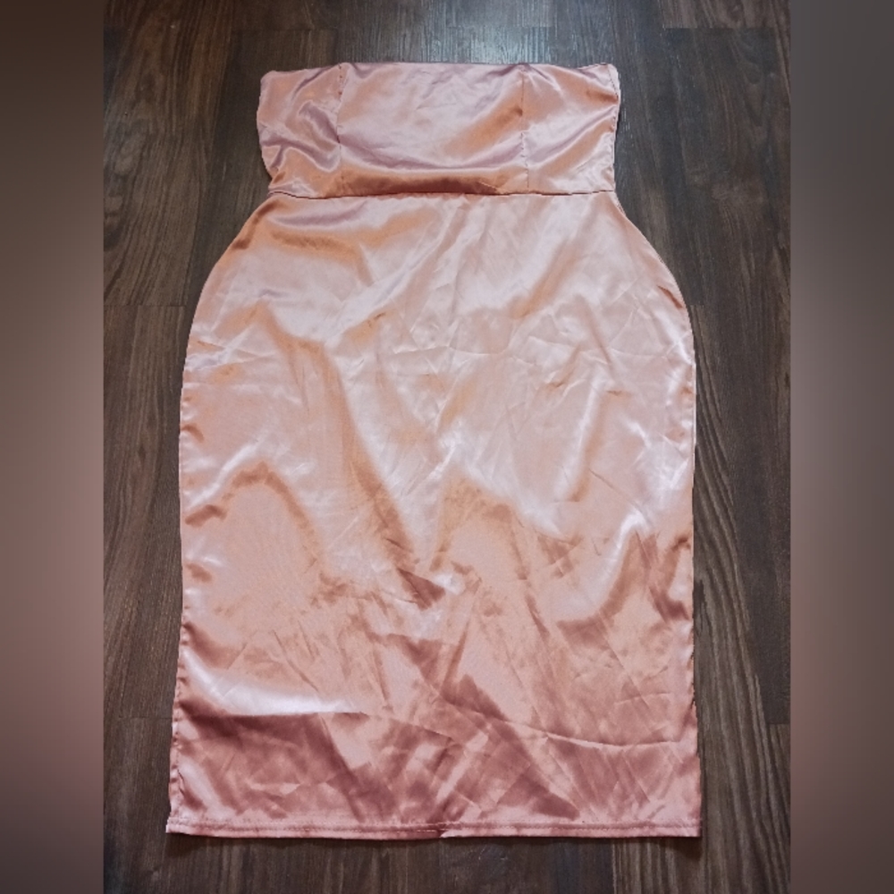Pretty Little Thing Dress NWT